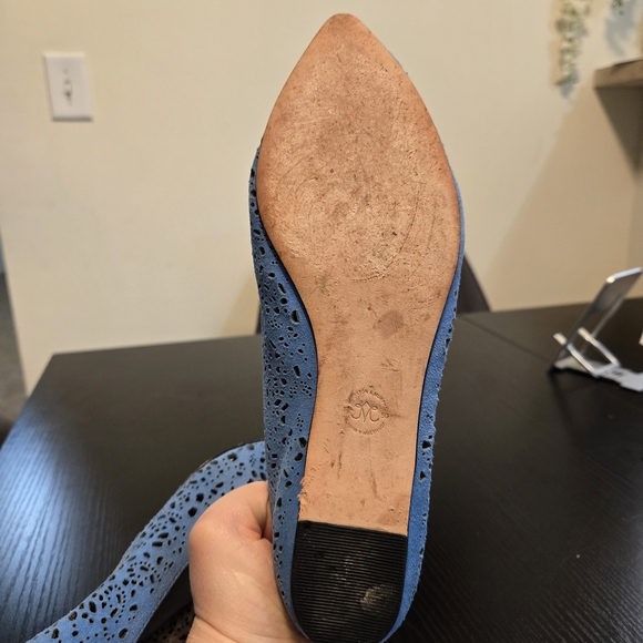 Johnston & Murphy Sky Blue Perforated Loafers - Picture 4 of 5